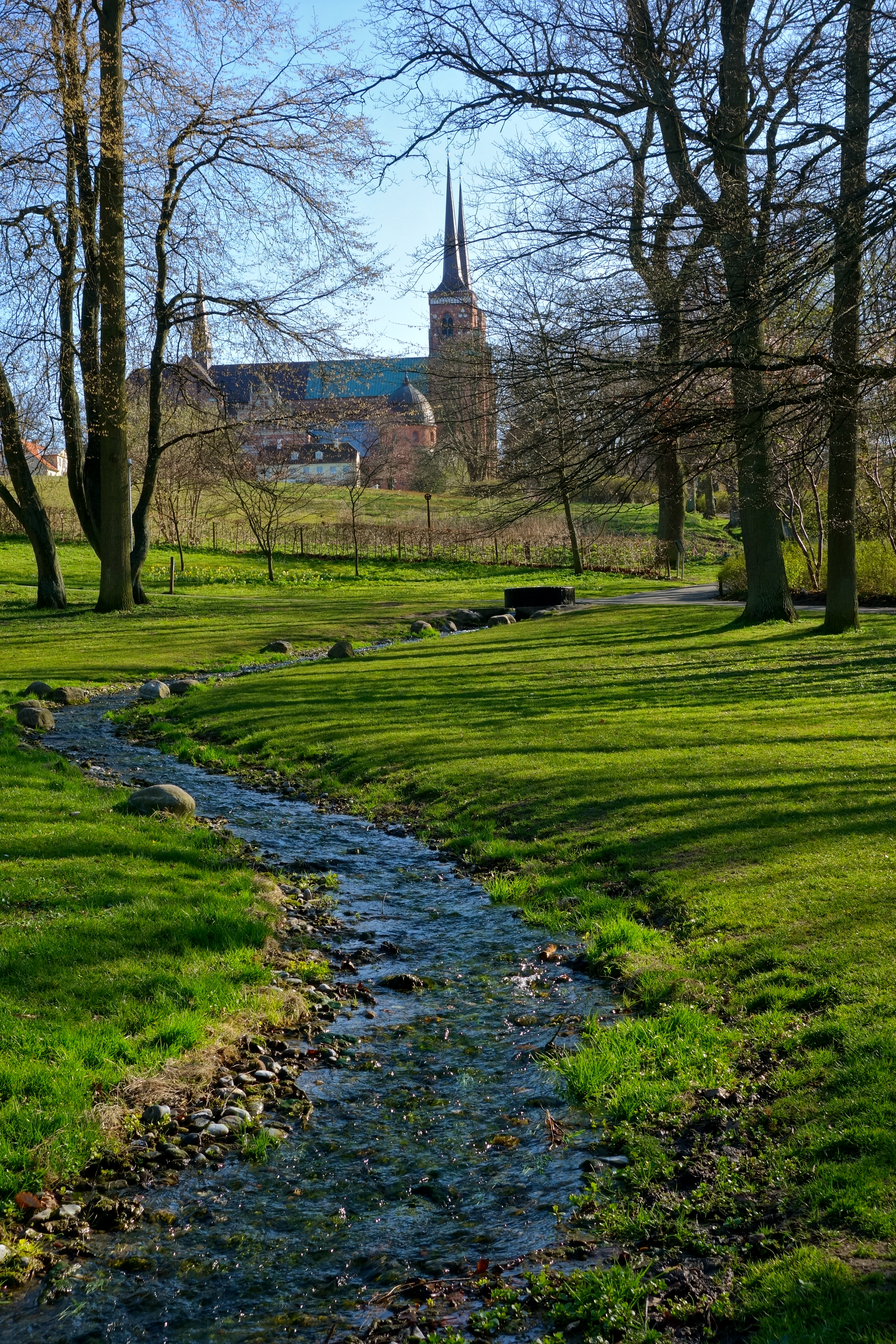 A walk from the harbour towards the Cathedral